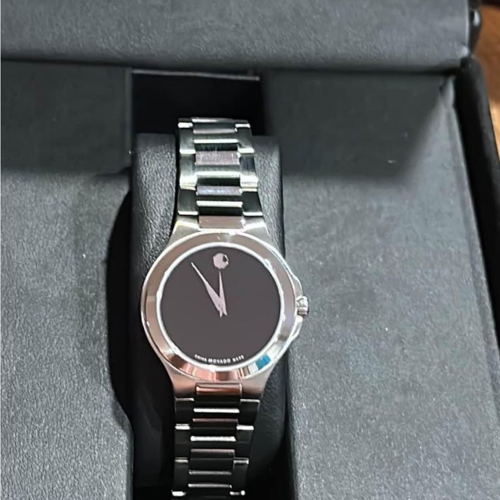 BNIB women’s movado silver watch